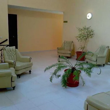 Club Family Garden Otel Konaklı