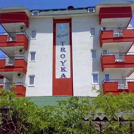 Otel Club Family Garden Konaklı